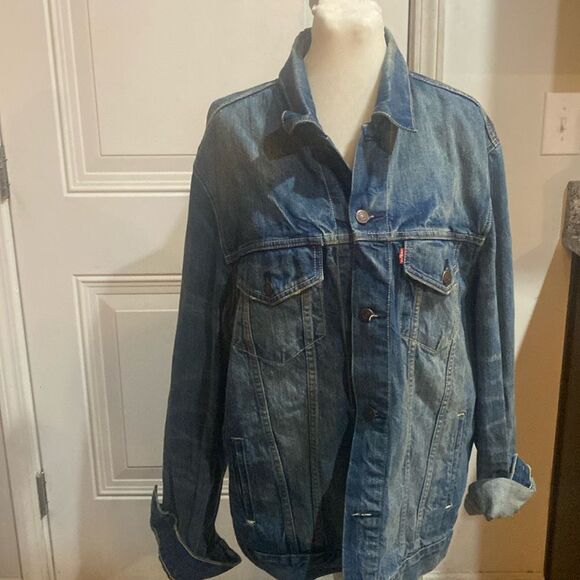 VINTAGE Levi's Jean Jacket men Sz Xl